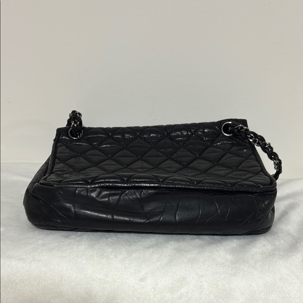 Chanel Authentic 2005 Bubble Shoulder Bag with Chain Strap - Picture 13 of 16